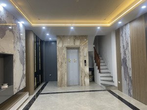 bán nhà hoa lư,hai bà trưng,nhà xây mới koong ,5 tầng tm ,ngõ thông ba gác ,đi bộ vài phút lên phố.