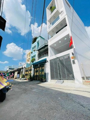 bán nhà quận bình tân - giáp khu tên lửa - 5 tầng - hẻm xe tải