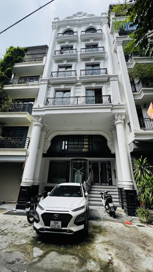 hàng hiếm hai bà trưng, phân lô ô tô tránh, 70m2, 8 tầng thang máy, 6,9m mặt tiền, giá chào 45 tỷ