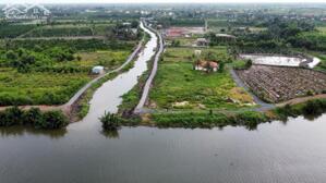 nền thổ cư mặt sông vàm cỏ đông, bình đức, bến lức. long an