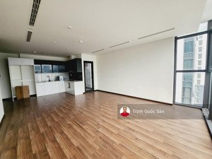 cho thuê mipec rubik 360 , 110m2 , 3 ngủ , cơ bản , 20 triệu . lh o/971.342.965