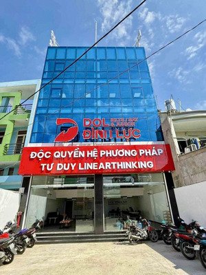 gấp! siêu hot! nhà mặt tiền đường lê văn sỹ quận phú nhuận