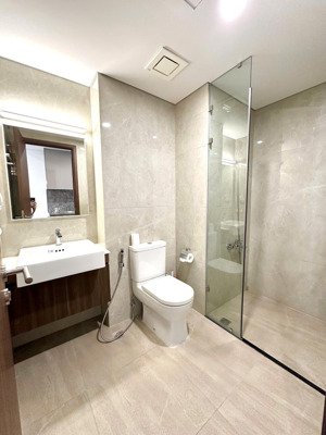 quỹ căn giá tốt giảm từ 1 - 200tr/căn, miễn phí mg, studio - 3pn các phân khu, tại vinhomes ocp 1