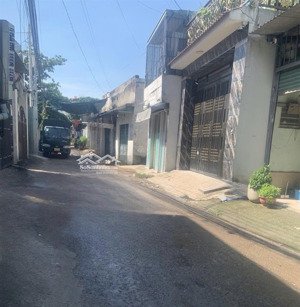 bán đất tặng nhà cấp 4 đường đt743a 93m2 ngang 12.5m, hẻm xe hơi, chỉ 3 tỷ. như: 