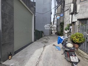 chủ cần bán gấp nhà đẹp 6 tầng thạch bàn ngõ oto thông 42m2