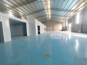 cho thuê kho xưởng sản xuất láng hòa lạc đại lộ thăng long dt1040m điện 3fa.xuất vat giá 60 triệu