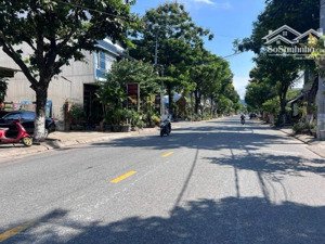 bán nhà 2 tầng mt nguyễn chánh, dt 180m, ngang 7m5, cách biển nguyễn tất thành chỉ vài bước chân