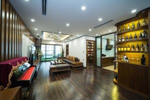 căn góc 159m- 3pn tòa 25t2 hoàng đạo thúy, full nội thất đẹp sẵn sổ, có slot oto giá 14 tỷ bao phí.