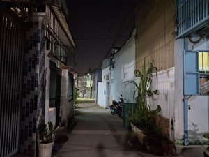 kêu gọi đầu tư. dãy trọ 2 tầng dtsd 120m2, giá 3,2 tỷ hxh đường 5 trung tâm linh xuân, thủ đức