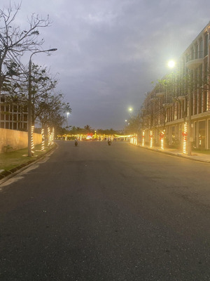 bán đất 90 tỷ, 9009m2 nguyễn văn linh, p hải châu, đà nẵng, view đẹp, phù hợp xây khách sạn, căn hộ