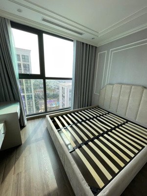 cho thuê ch 2pn 2vs 66m2 vinhomes symphony căn full đồ giá 14tr căn đồ cđt giá 10tr lh: 