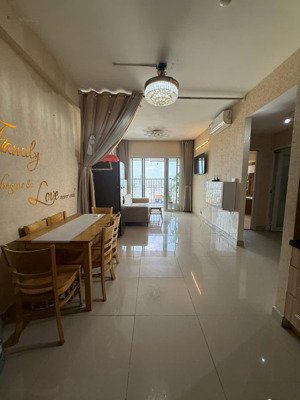 chung cư lotus garden quận tân phú 2 phòng ngủ sổ hồng sẵn cần bán gấp giá tốt. lh: 