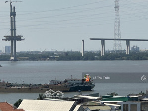 chuyên bán căn hộ phú mỹ thuận. dt 95m, 2pn, 2wc, ntđđ, nhà mới, view sông, căn góc. giá 2.6 tỷ