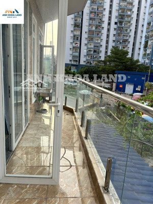 bán chdv 1 trệt 3 lầu thu 35tr/tháng hẻm ô tô đường lê văn chí, linh trung, 84,3m2, đã hoàn công