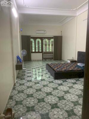  CHO THUÊ NGUYÊN CĂN 4 TẦNG MẶT TIỀN 5,2M - MẶT PHỐ LÝ TỰ TRỌNG