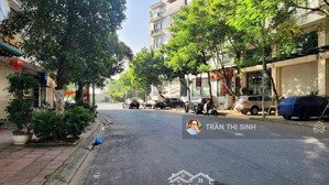 đầu tư. 135m2 lô góc hoàng như tiếp, bồ đề ô tô tránh, chia lô thoải mái chỉ 28 tỷ