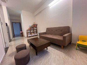 cho thuê căn hộ 2 phòng ngủ chung cư hoàng quân , bắc nha trang. giá 6 triệu/ tháng