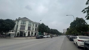 tìm khách thuê ngân hàng cafe showroom biệt thự căn góc vinhomes green bay