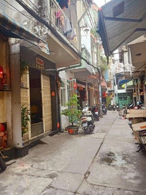 nhà hẻm 4m lý nam đế q11 - 4 tầng hoàn công đủ 3.1x9 chỉ 5.39 tỷ