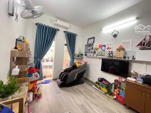 giáp hoàng việt út tịch, tân bình, nhà đẹp ở ngay, gần hẻm xh, 3pn, 48m2, nở hậu 6m, chỉ 6.05 tỷ