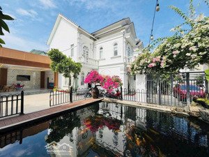 bán biệt thự 342m2 ngang 17.5m hồ cá koi chỉ 9.8 tỷ
