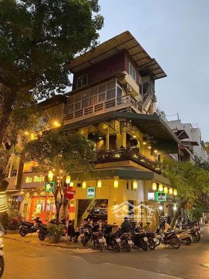 cho thuê mặt phố trung hòa giá chỉ 130tr/tháng