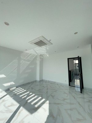 cho thuê nhà phố soho mở văn phòng, làm kho, kinh doanh ăn uống