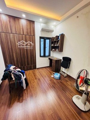 quá đẹp! nhà phố tây sơn, 28m, chỉ 5.6 tỷ ngõ nông, gần ô tô, thoáng sáng, nội thất xịn