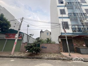 đất phú cát hơn 2 tỷ - sát cổng đh quốc gia - giá chỉ 27tr/m2. cạnh pft. gần khu công nghệ cao