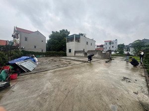 mở bán 2 lô f0 quất lâm, quất động. giá chỉ 4xtr/m2. nằm trong quần thể svđ vin olympic