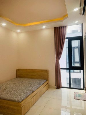 cho thuê phòng dịch vụ, cát lái, q2 - nt cơ bản có máy lạnh, tolet riêng.