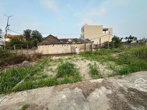 chính chủ cần bán lô đất 2 mặt tiền trước sau. đường 3m, ô tô vào tận đất tại hồng vân, thường tín