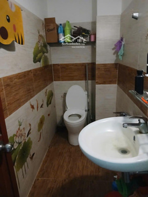 bán nhà hẻm 5m(xt) lạc long quân(c/xá phú bình), p.5, q.11 giá 9.5 tỷ