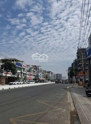 bán đất lương định của 8*31m 300 triệu/m2 xây cao tầng