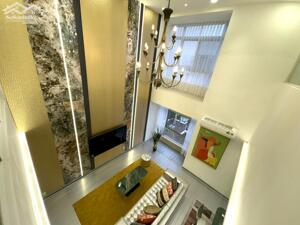 CHÍNH CHỦ CHO THUÊ GẤP SIÊU PHẨM PENTHOUSE SKY GARDEN - 254m2 - VIEW LANDMARK.