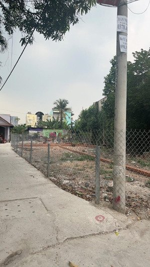 hẻm xe hơi sát mặt tiền phạm văn đồng lô góc cực đẹp