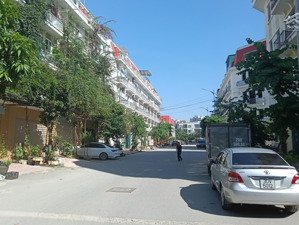 quỹ căn lk la casta kđt văn phú hà đông