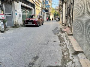 hiếm! đất 70m phố trạm oto vào duy nhất vào, xây 7 tầng đẹp, đón hầm cổ linh