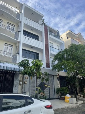 bán nhà khu biệt thự nguyễn oanh phường 17;(5mx20m);3 lầu;giá 14ty2 tl