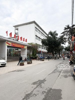 bán đất lĩnh nam dt 40m2, vuông vắn nở hậu đẹp, tặng gpxd, gần phố, 6.98 tỷ