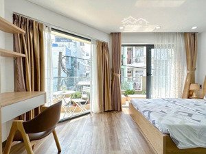 best deal studio ban công, view thoáng mát - gần sala, cầu thủ thiêm - ít chi phí