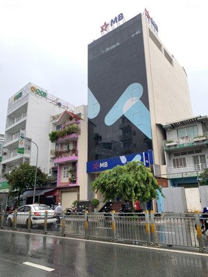 bán building hầm 8 tầng mặt tiền cộng hòa - q. tân bình (dt 12.5x22m) hđt 250 tr/th. giá chỉ 79 tỷ