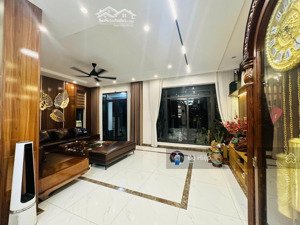 52.6 tỷ sở hữu biệt thự 180m giữa kđt linh đàm, rẻ nhất khu vực