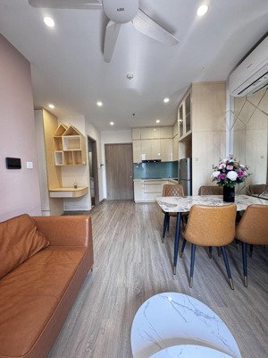 căn 1pn+1 - full nội thất - view đẹp thoáng- 9tr - vào ở ngay