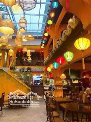 biệt thự sân vườn 25 tú xương, p. vts quận 3 diện tích: 250m2 1 trệt 1 lững 1 lầu sân vườn rộng