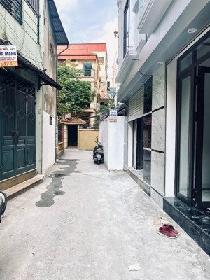 bán nhà phố trường chinh, ngõ thông, 5 tạ đỗ cửa, 10m ra ô tô tránh, 37m2, gần ngã tư sở