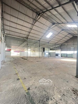 cho thuê kho xưởng 2000m2 đường đỗ văn dậy tân hiệp hóc môn