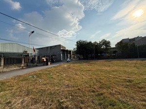 cần tiền bán rẻ lô đất 10 x20 có thổ cư đường ô tô vào tận nơi. ngay kcn thạnh phú -changshinh