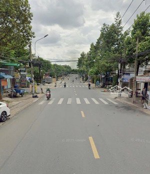 cần bán gấp nhà mặt tiền chính đường trần quốc toản