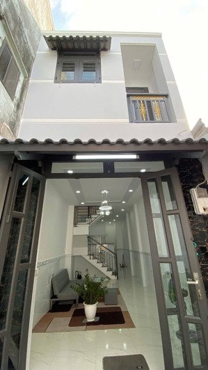 xoay vốn bán gấp nhà nguyễn văn thương-bình thạnh giá 2tỷ170 sổ hồng riêng, sẵn nội thất ở ngay